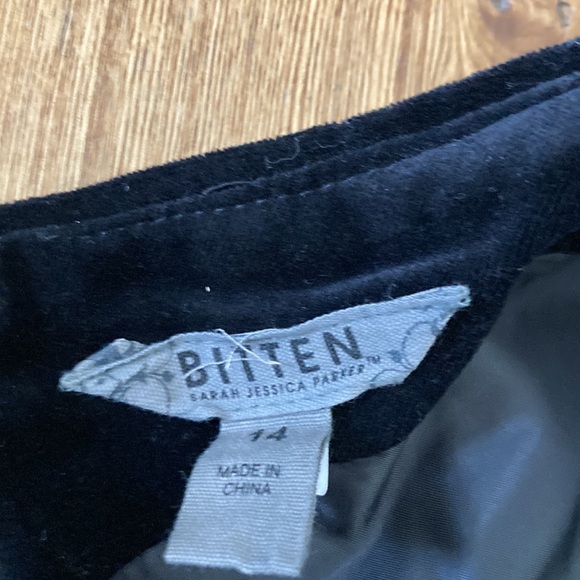 Sara Jessica Parker Bitten Velvet Dress - Picture 2 of 3